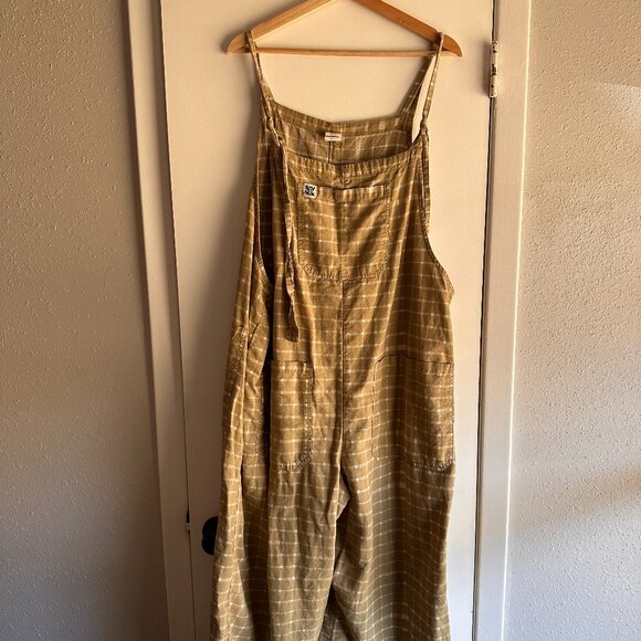 Lucy & Yak Overalls - Picture 1 of 3